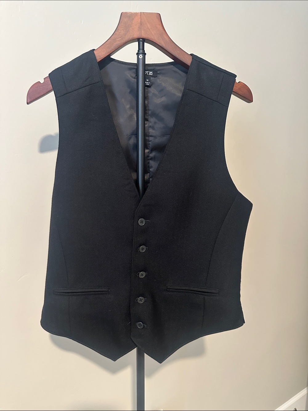 Apt. 9 Black Satin-Look Vest